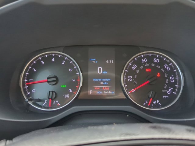 Used 2021 Toyota RAV4 XLE image 25