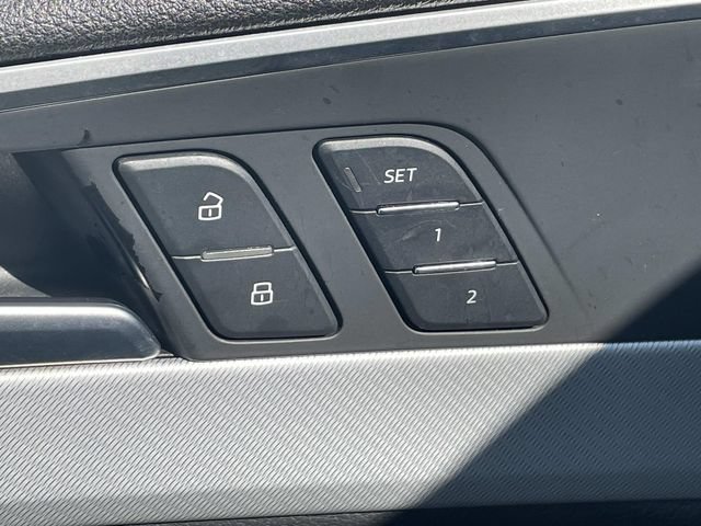 Used 2017 Audi A4 2.0T Ultra Premium FWD image 16