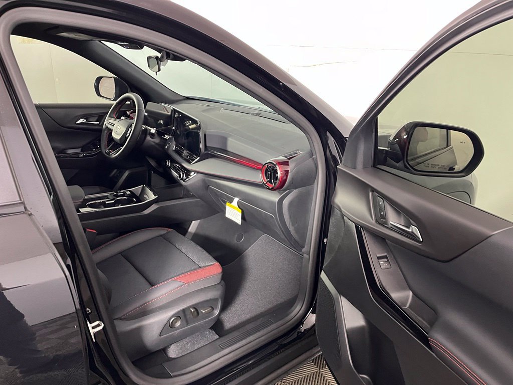 New 2027 Chevrolet Equinox RS w/ Convenience Package III FWD image 11