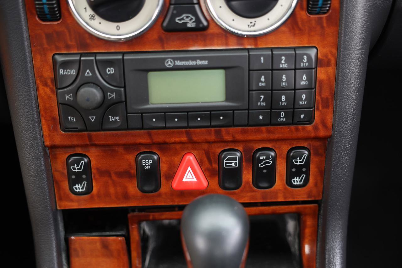 Used 2001 Mercedes-Benz SLK 320 image 22