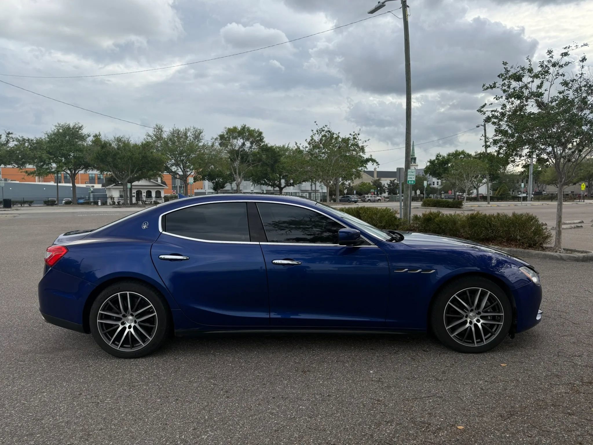 Used 2015 Maserati Ghibli S Q4 AWD/4WD image 4