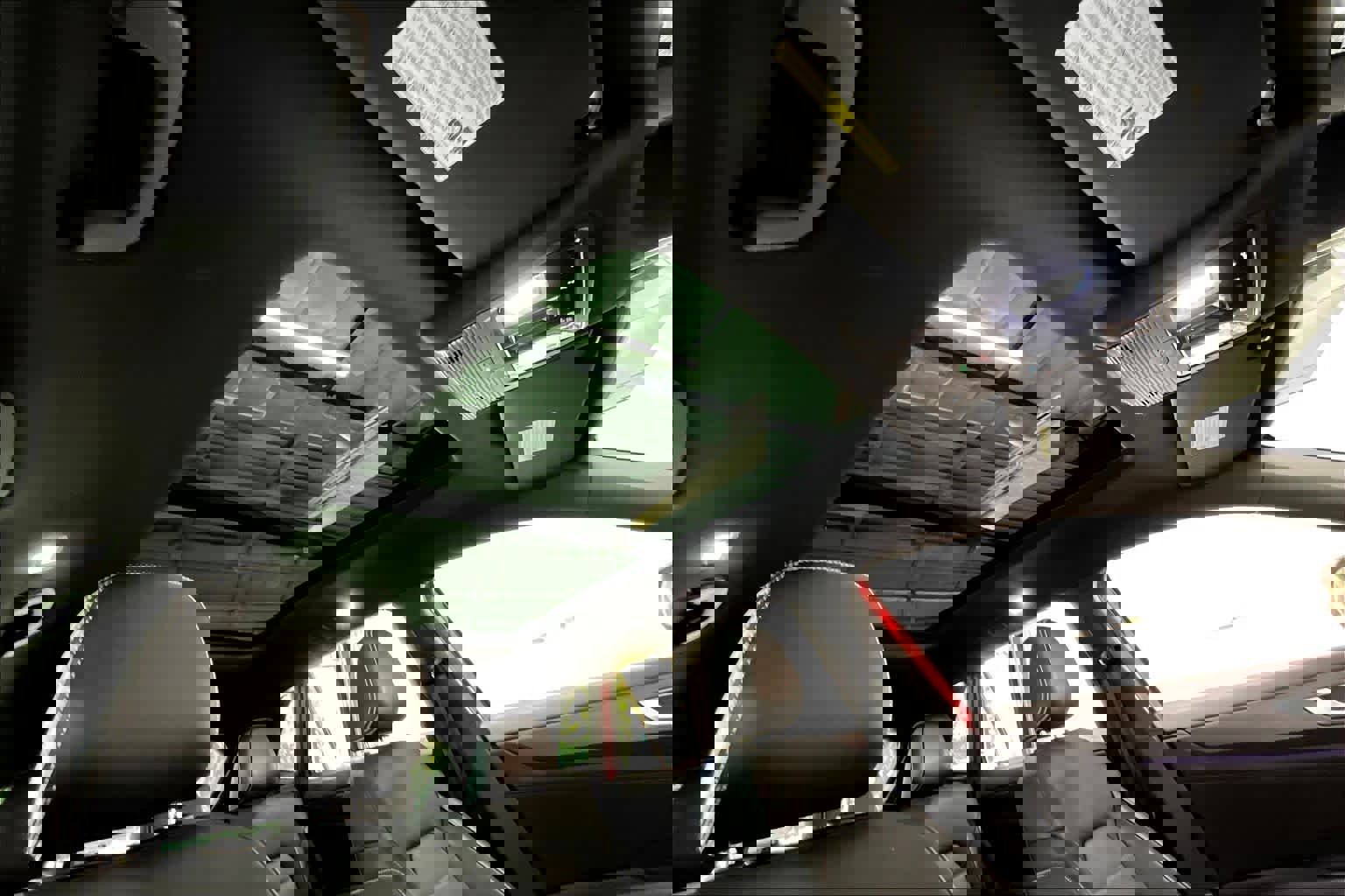 Used 2025 Volkswagen Atlas Cross Sport SEL R-Line image 25