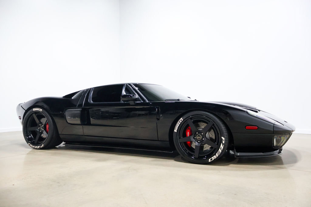 Used 2006 Ford GT RWD image 86