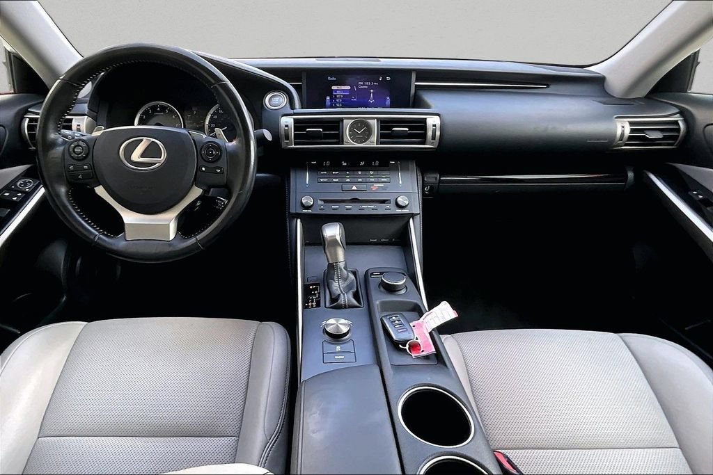 Used 2016 Lexus IS 200t RWD image 8