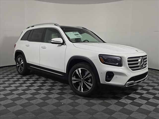 New 2026 Mercedes-Benz GLB 250 4MATIC image 9