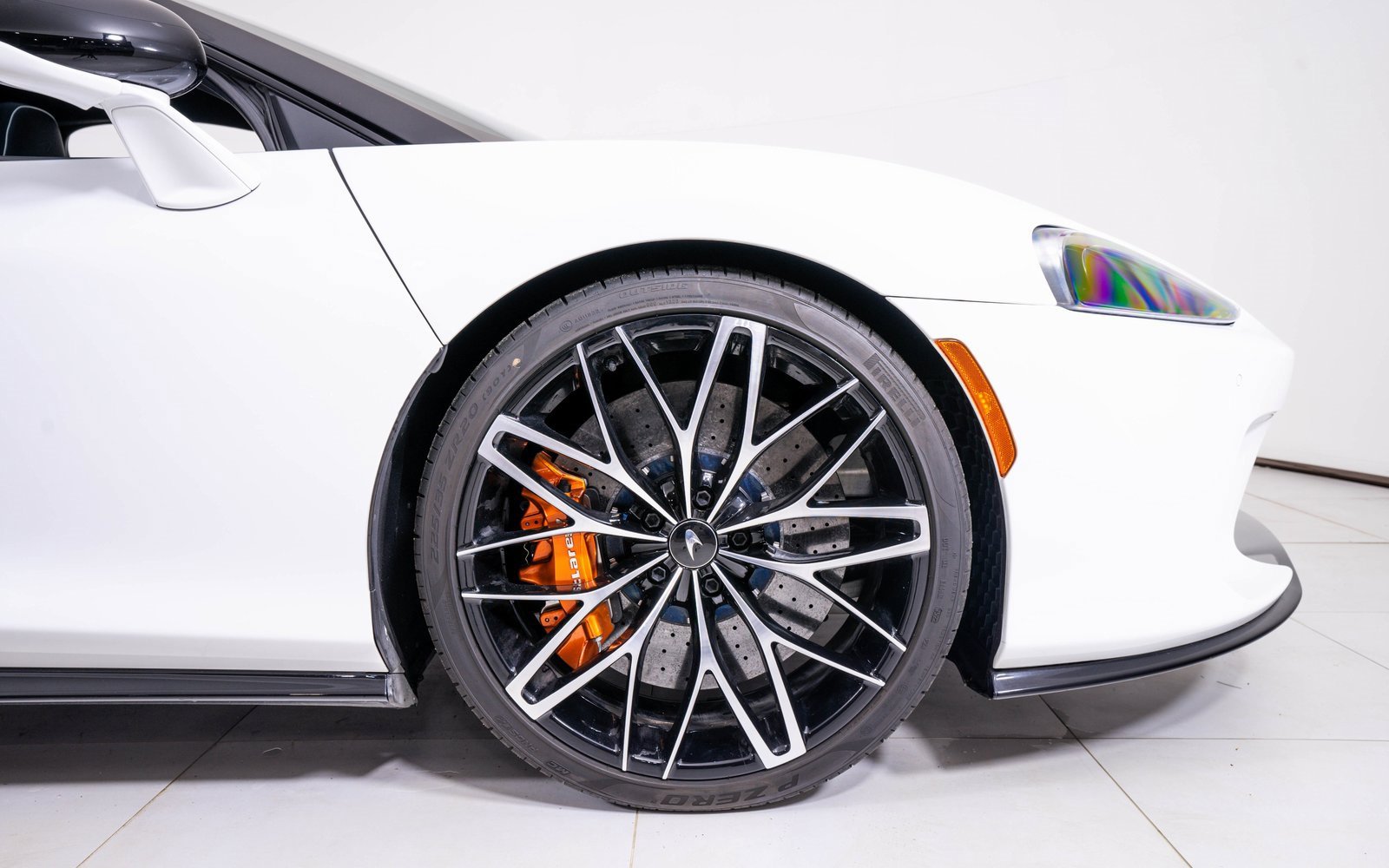 Used 2023 McLaren GT image 14