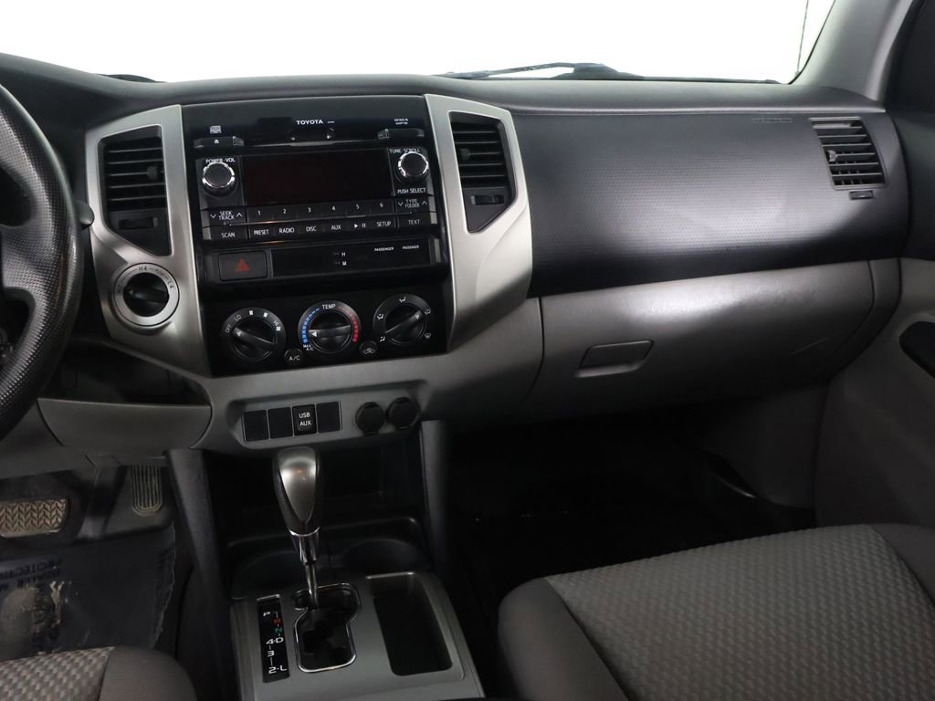 Used 2012 Toyota Tacoma 4x4 Access Cab V6 w/ SR5 Pkg image 24