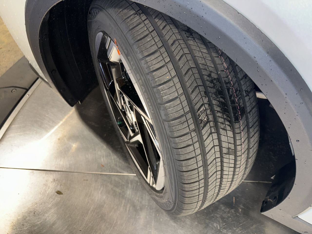 New 2025 Kia K4 EX image 11