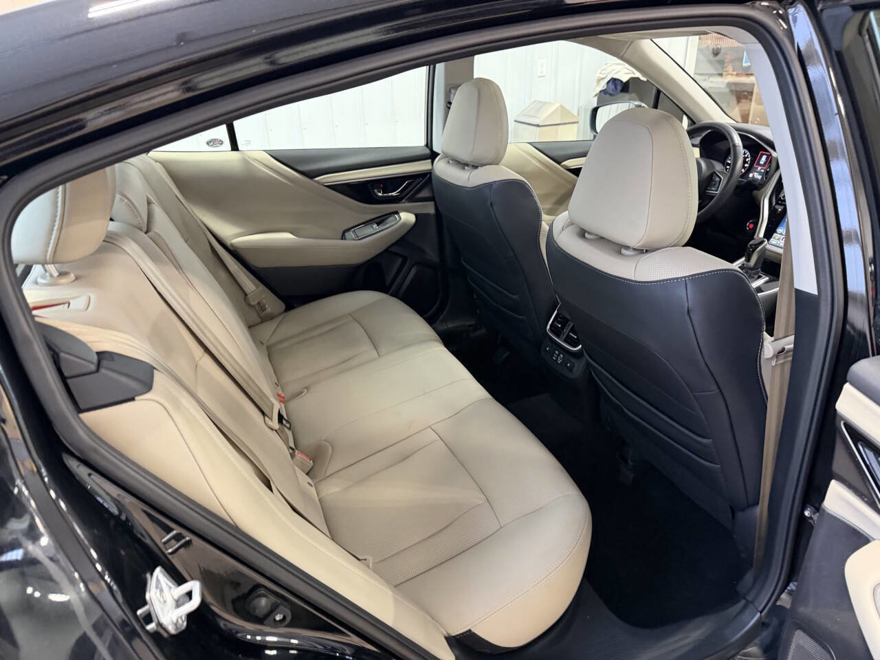 Used 2023 Subaru Legacy Limited image 7