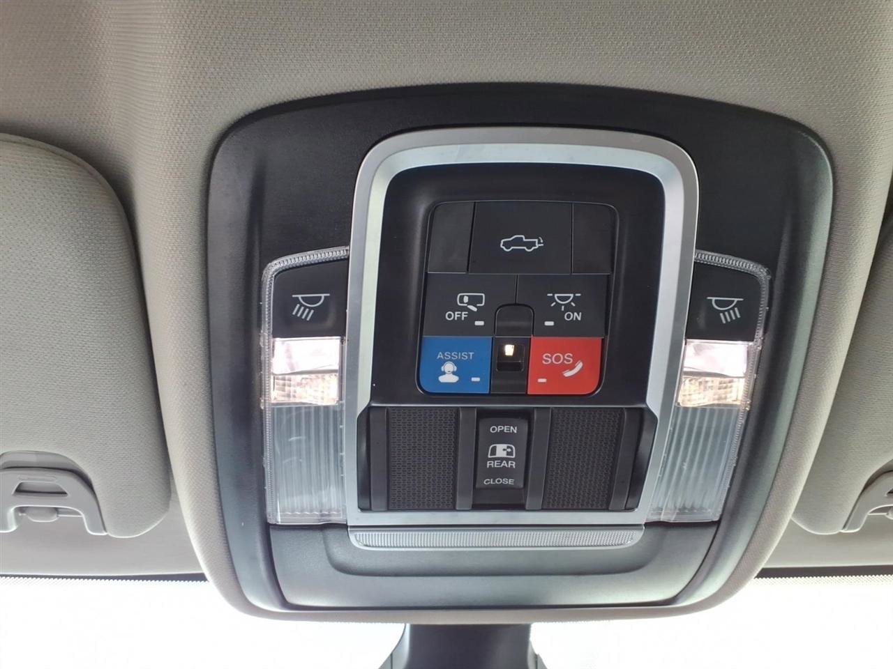 Used 2024 RAM 2500 Laramie image 11