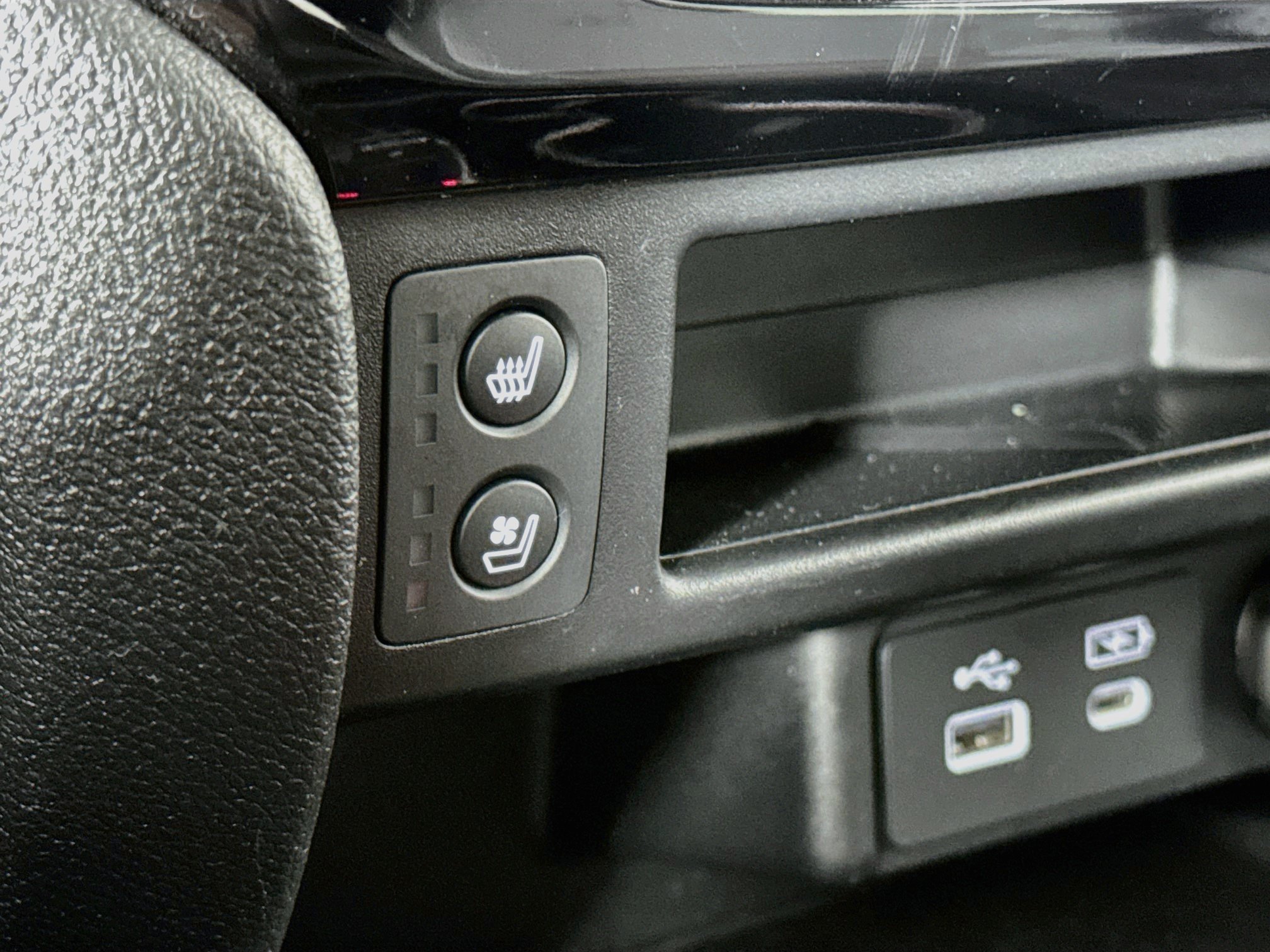 Certified 2025 Honda Passport Black Edition image 20