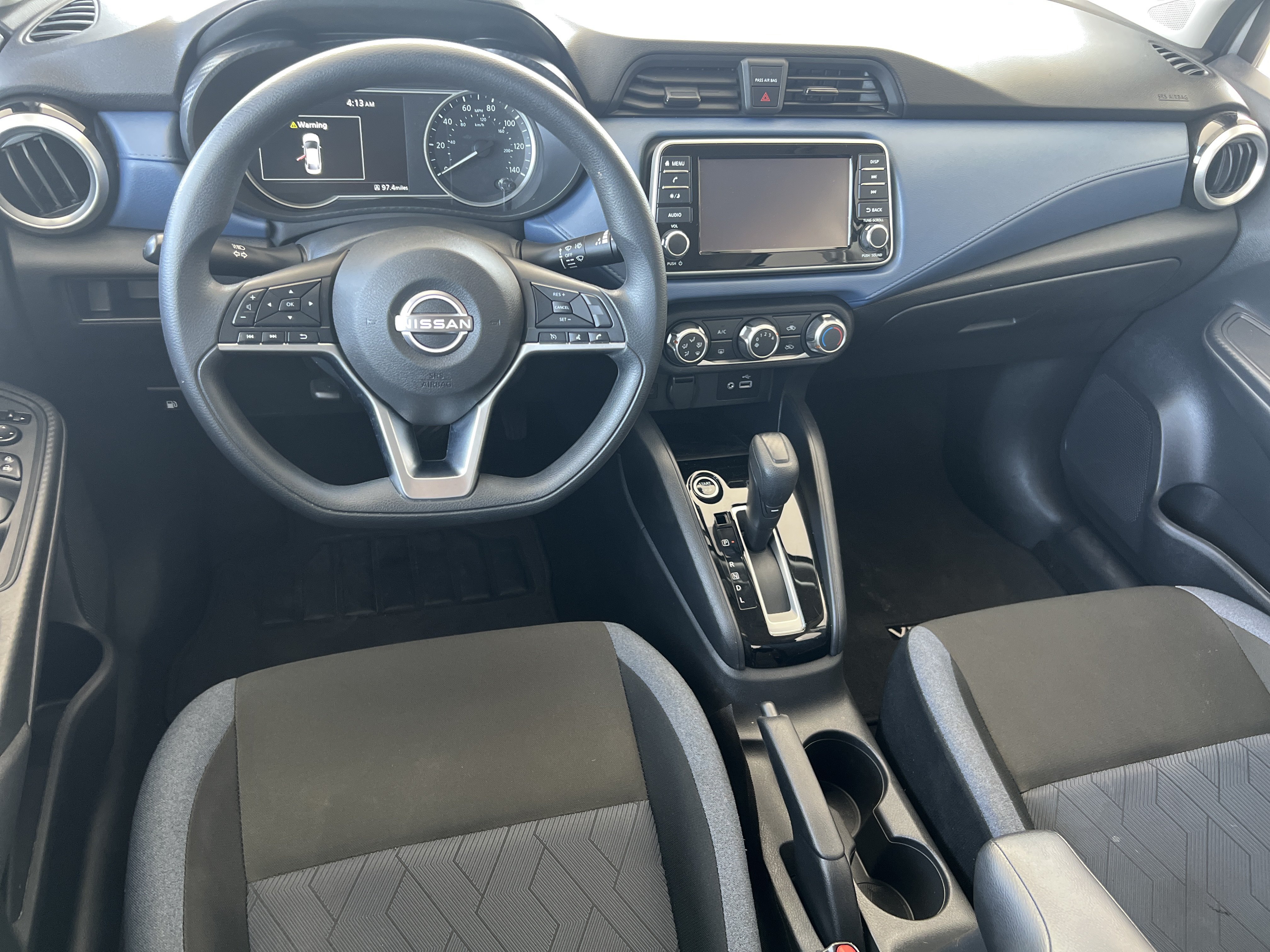 Used 2025 Nissan Versa SV FWD image 10