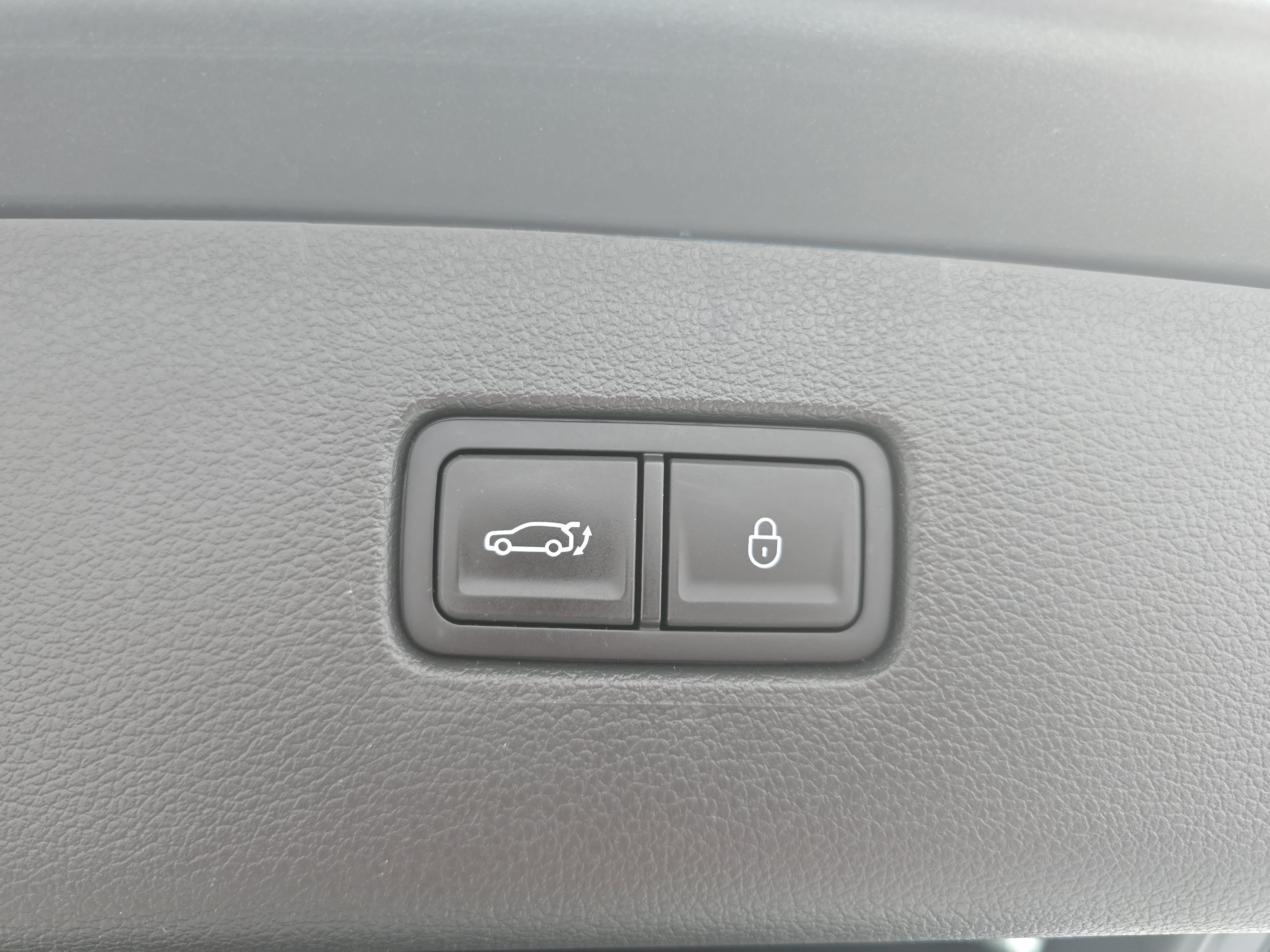 Used 2025 Genesis GV80 3.5T Prestige AWD/4WD image 13