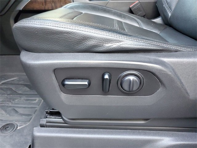 Used 2020 GMC Sierra 3500 Denali w/ Denali Ultimate Package image 20