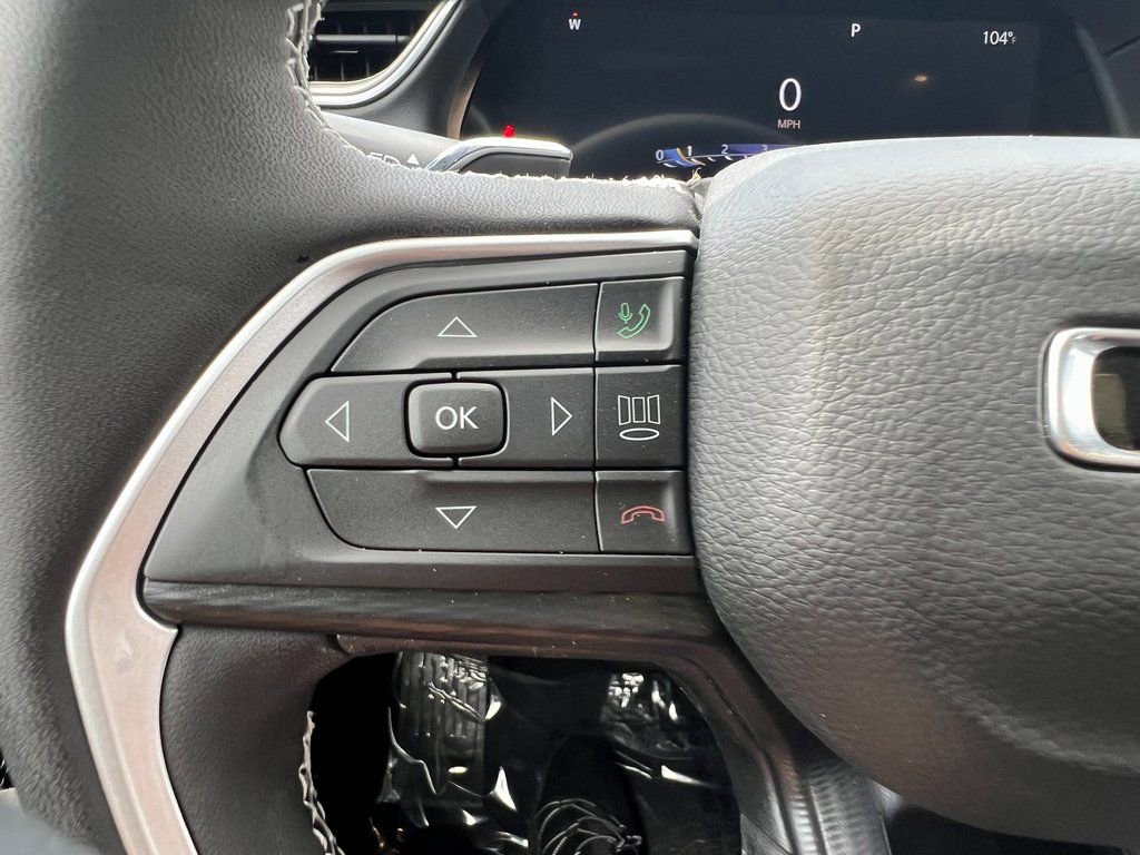 New 2025 Jeep Grand Cherokee L Altitude image 20