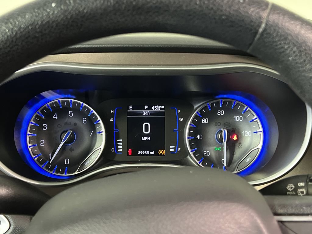 Used 2019 Chrysler Pacifica Touring Plus image 25