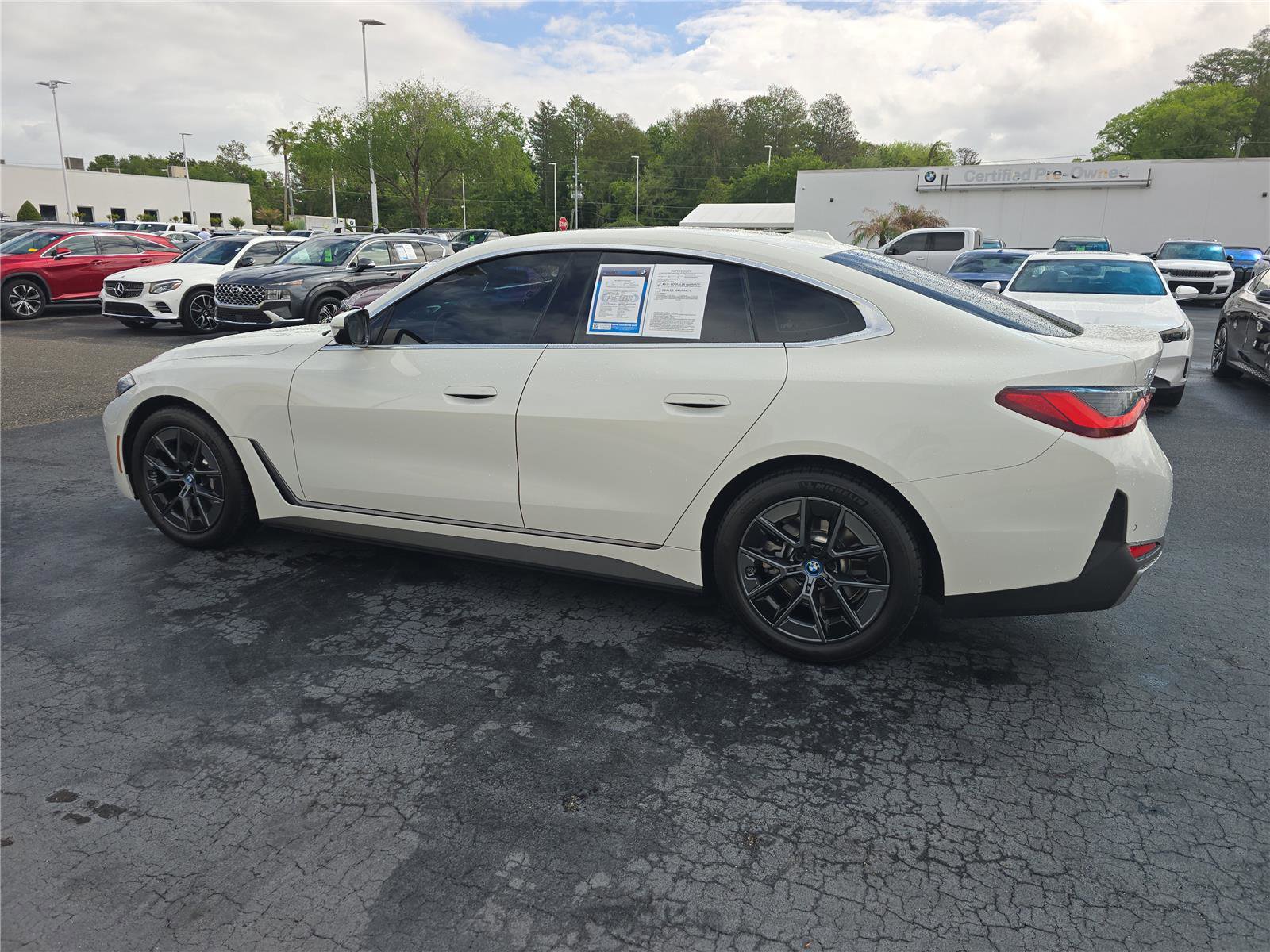 Used 2023 BMW i4 eDrive40 image 7