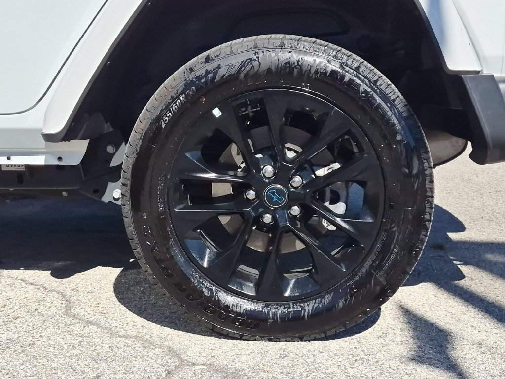 Used 2024 Jeep Wrangler Unlimited Sahara AWD/4WD image 22