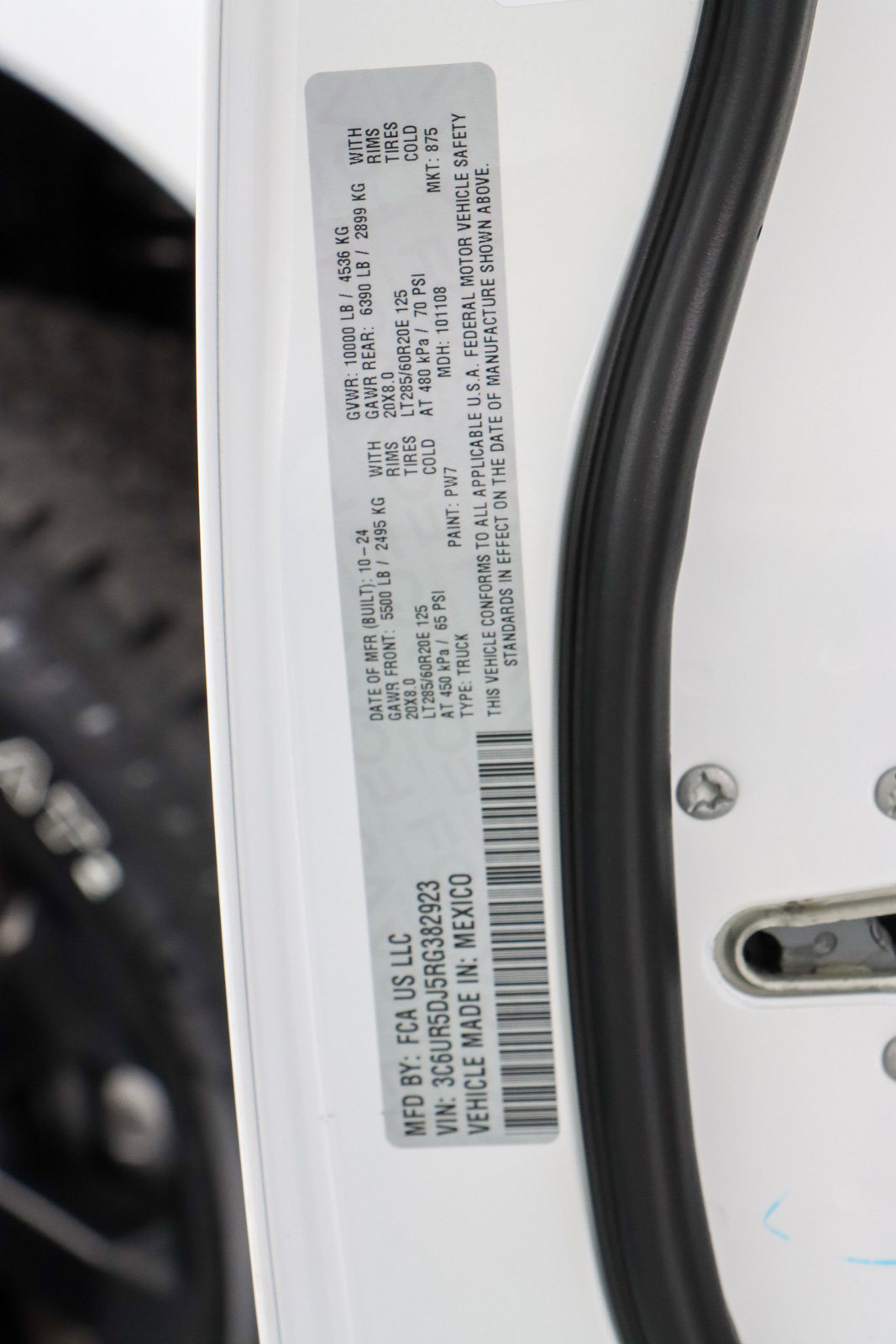 Used 2024 RAM 2500 Big Horn w/ Night Edition image 33