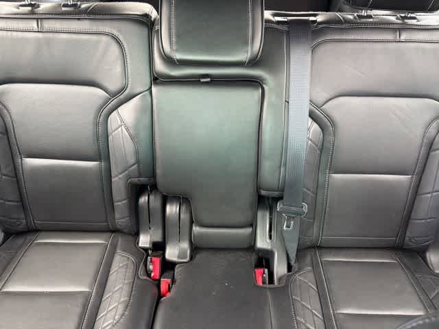 Used 2016 Ford Explorer Platinum AWD/4WD image 21