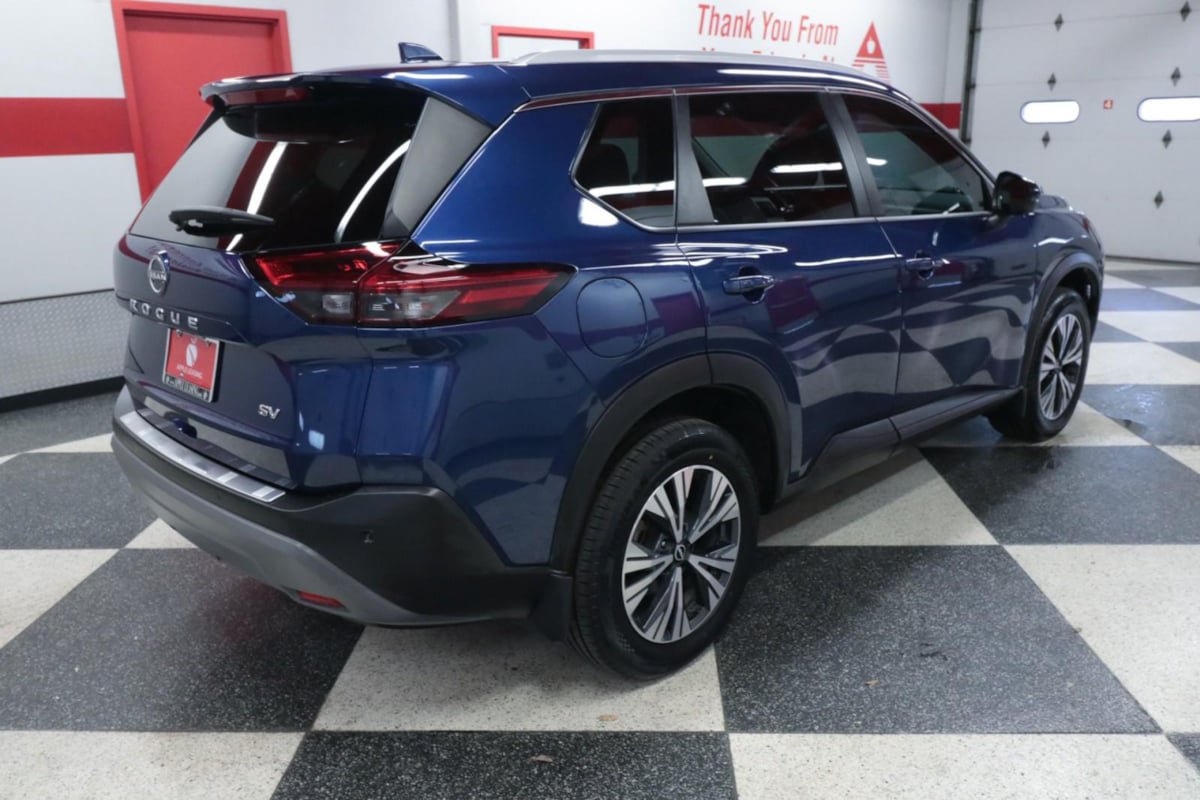 Used 2022 Nissan Rogue SV w/ SV Premium Package FWD image 8