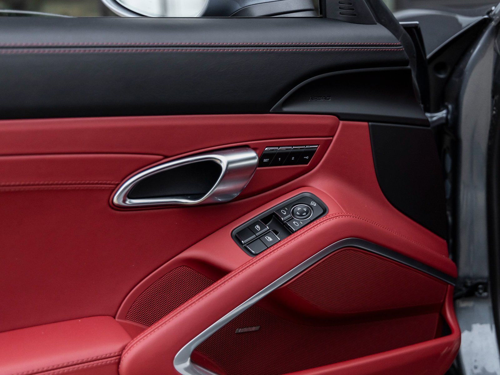 Used 2025 Porsche 718 Boxster S image 21