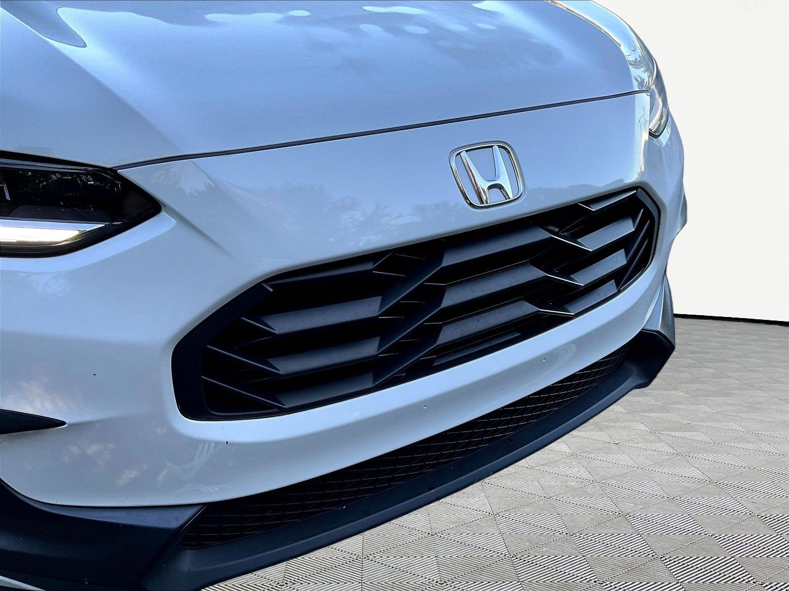 Used 2024 Honda HR-V Sport image 33