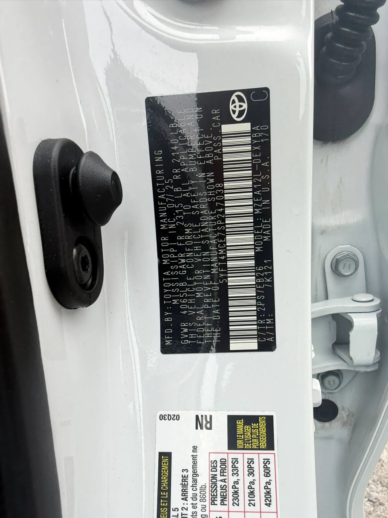 Used 2025 Toyota Corolla XSE FWD image 31