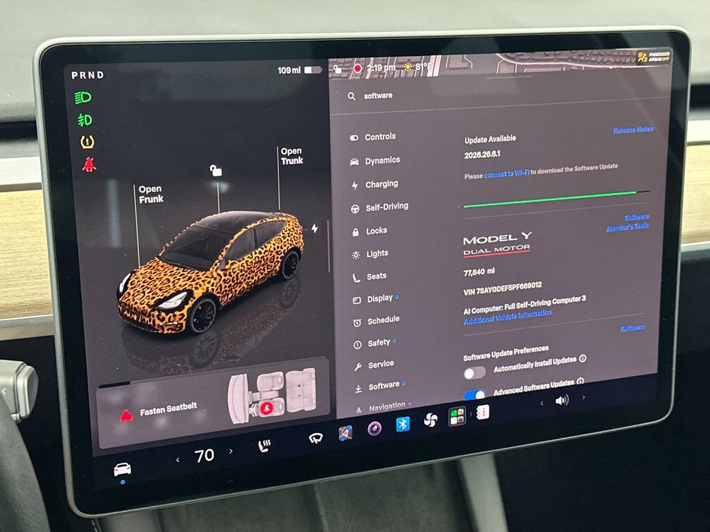 Used 2023 Tesla Model Y Performance AWD/4WD image 27