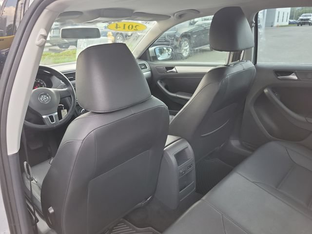Used 2014 Volkswagen Jetta SE FWD image 14