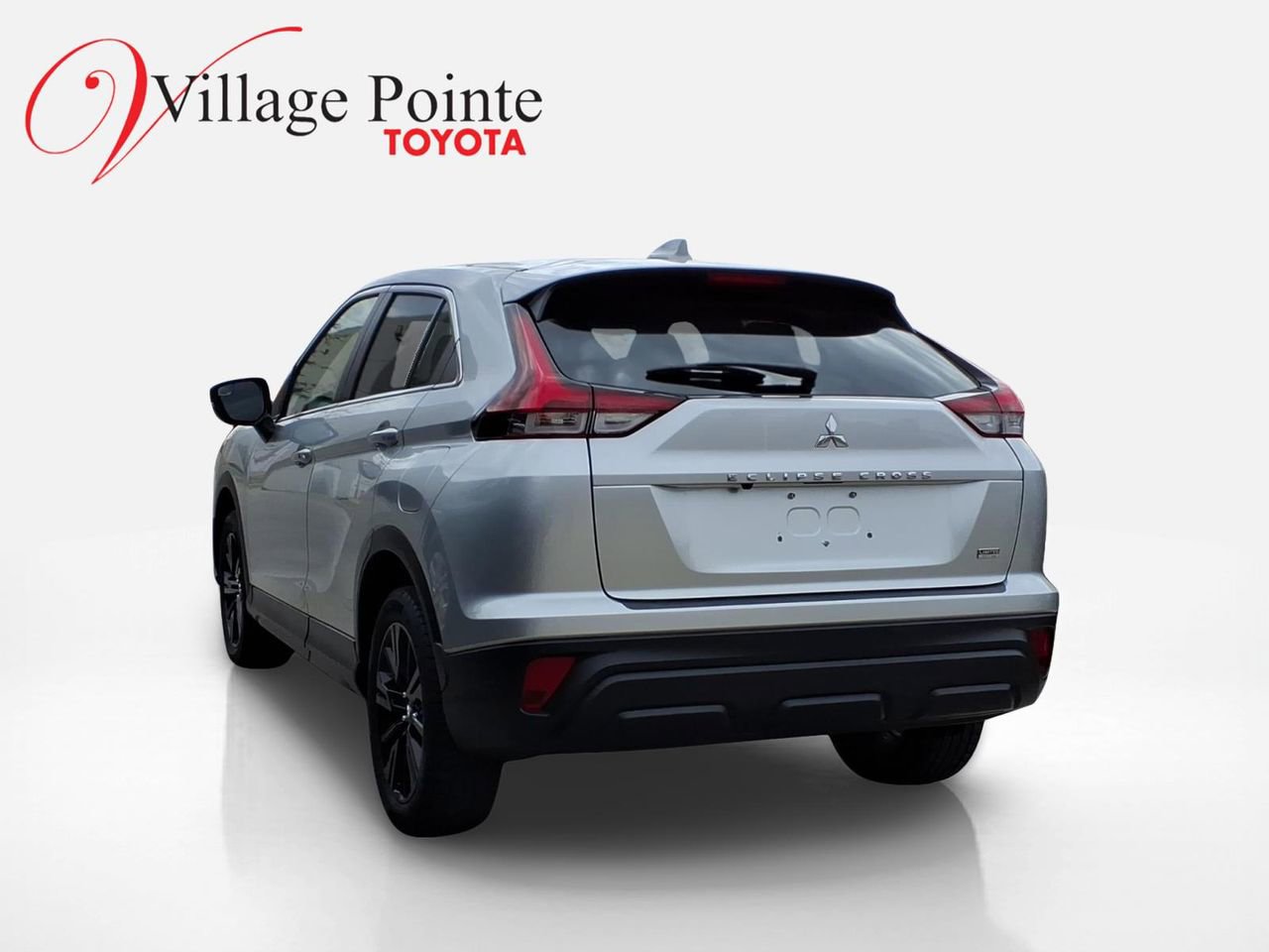 Used 2024 Mitsubishi Eclipse Cross LE image 5