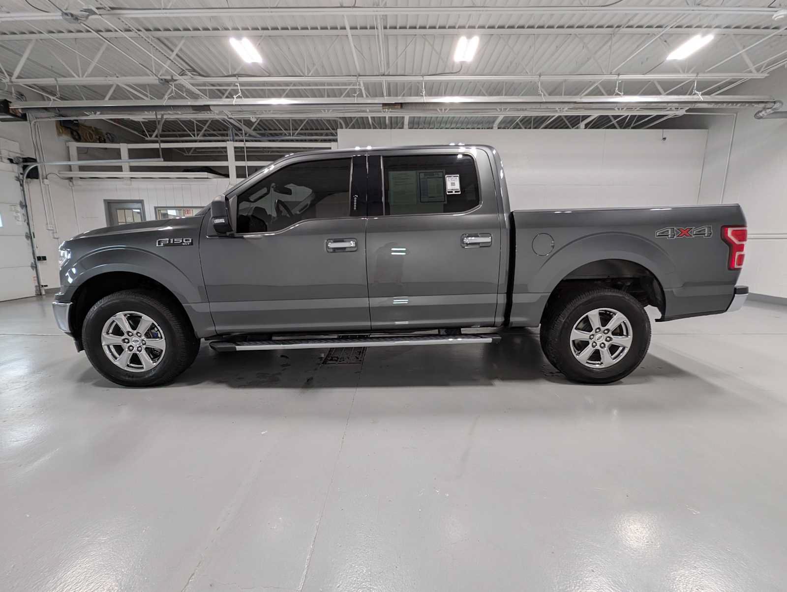Used 2019 Ford F150 XLT w/ Equipment Group 302A Luxury AWD/4WD image 12