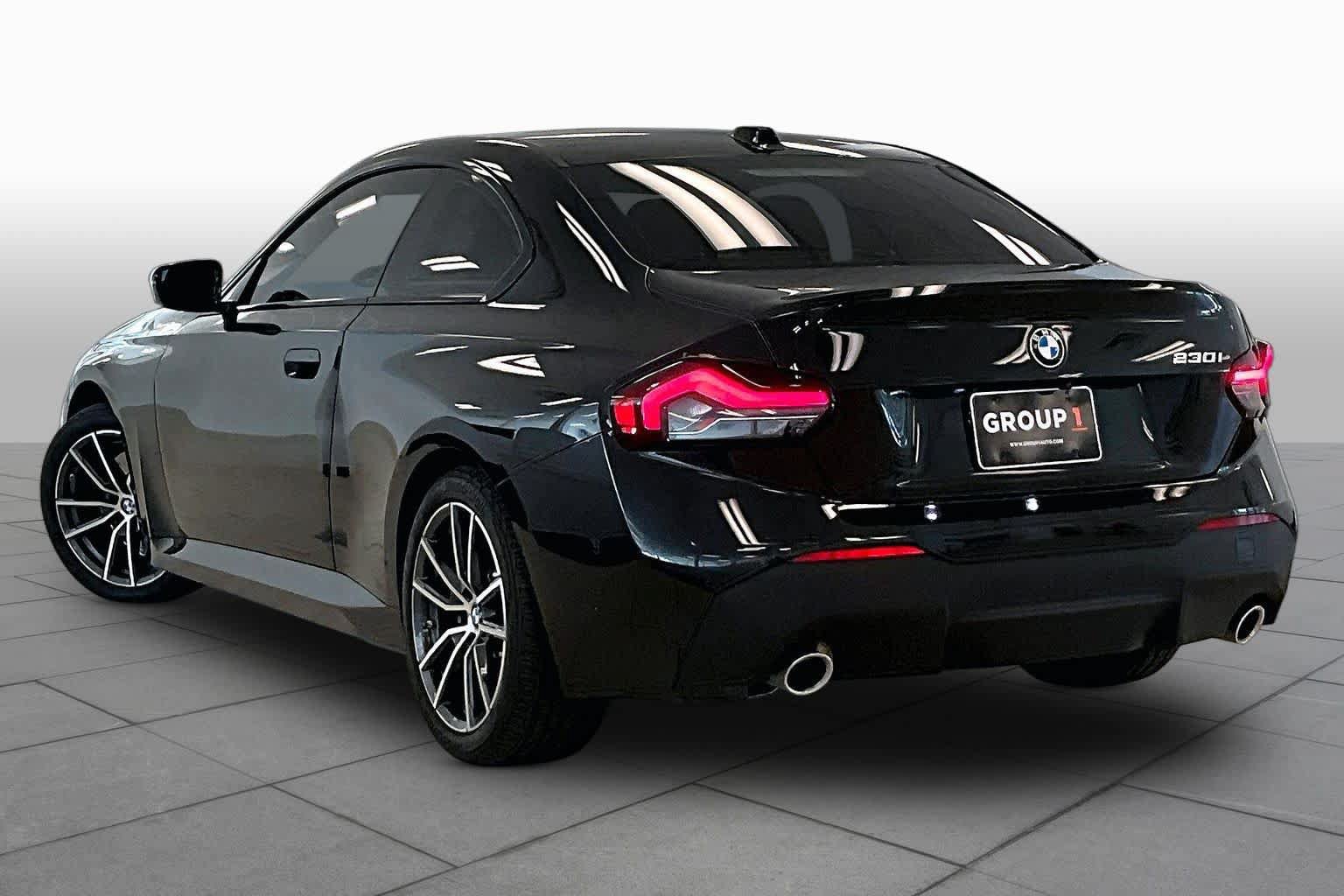 Used 2025 BMW 230i Coupe RWD image 10
