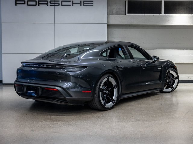 Used 2025 Porsche Cayenne S image 8