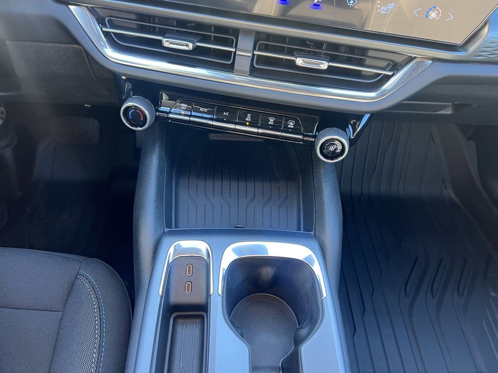 New 2026 Chevrolet Equinox EV LT w/ Comfort Package image 8