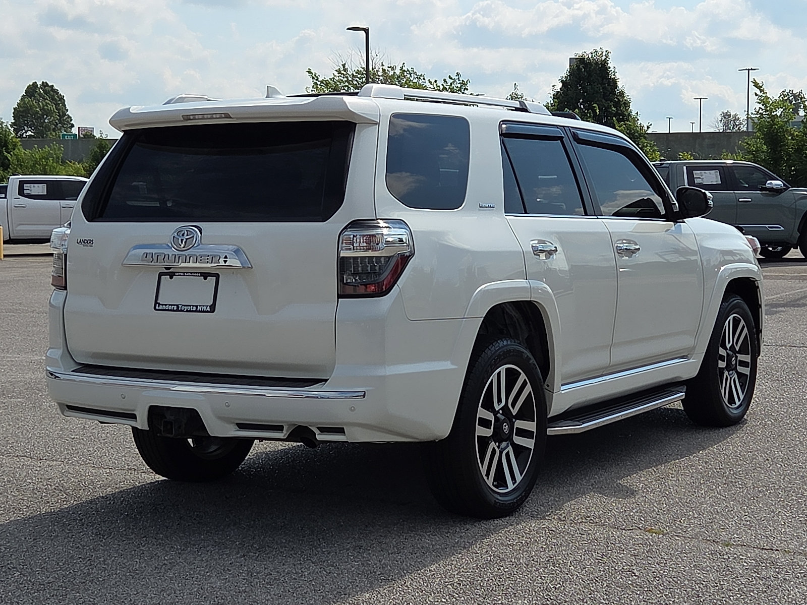 Used 2019 Toyota 4Runner Limited AWD/4WD image 5