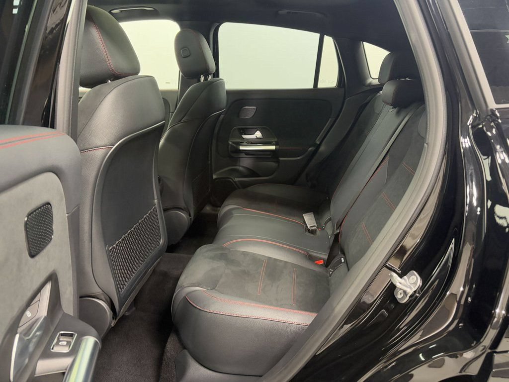 Used 2026 Mercedes-Benz GLA 250 4MATIC image 22