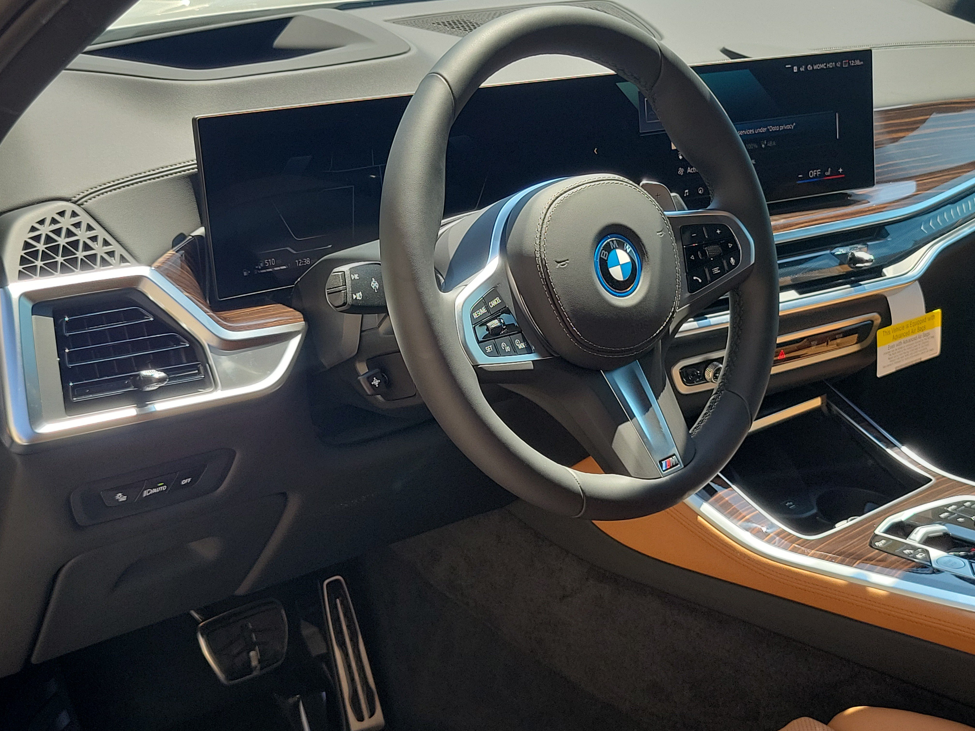 New 2026 BMW X5 xDrive50e w/ M Sport Package AWD/4WD image 7