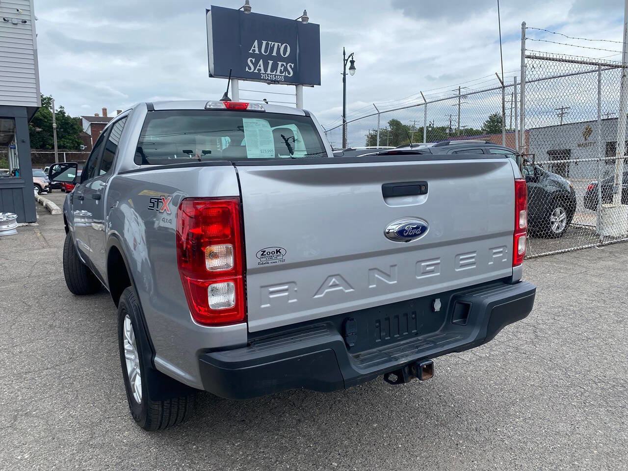 Used 2020 Ford Ranger XL w/ Equipment Group 101A Mid image 11