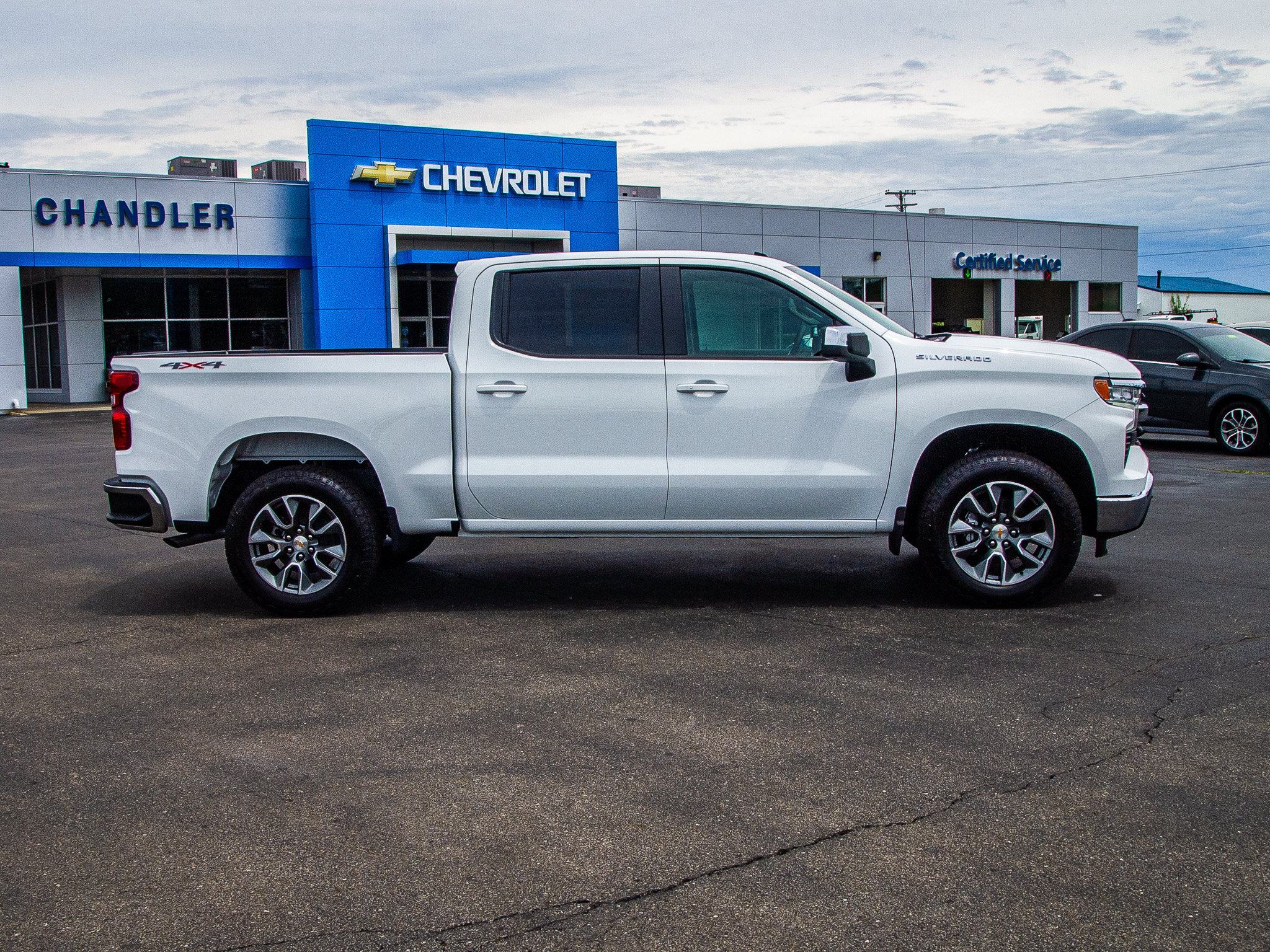 New 2026 Chevrolet Silverado 1500 LT AWD/4WD image 8