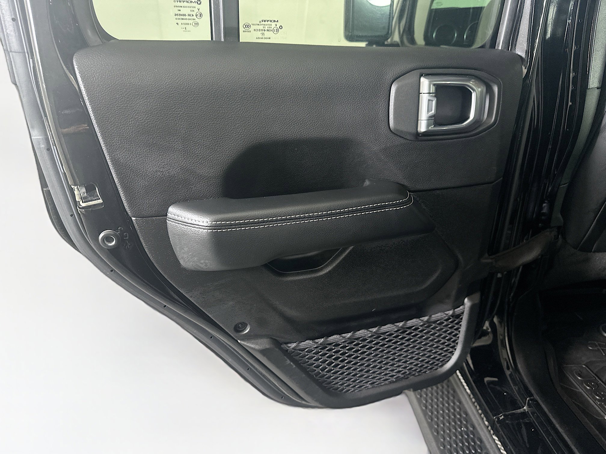 Used 2023 Jeep Wrangler Sahara w/ Cold Weather Group image 26