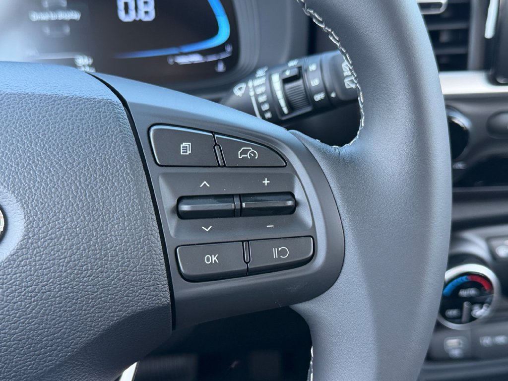 New 2026 Hyundai Venue SEL FWD image 22