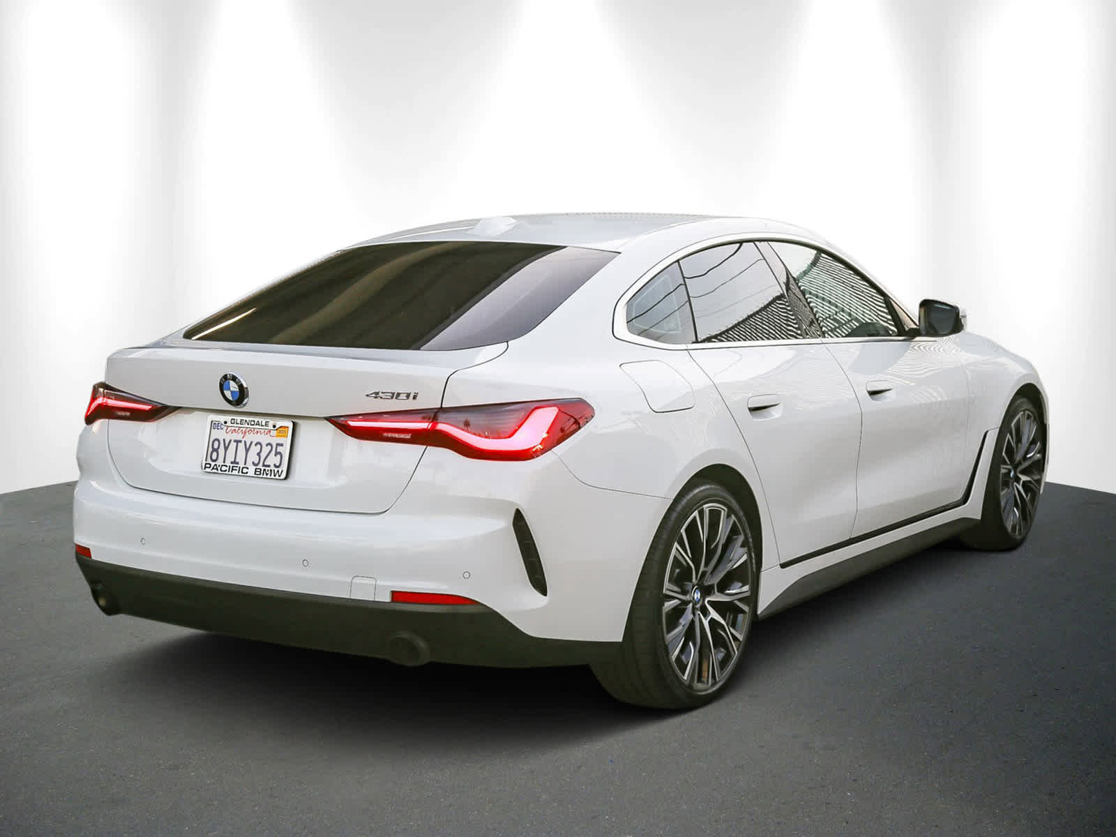 Used 2022 BMW 430i Gran Coupe w/ Convenience Package image 6