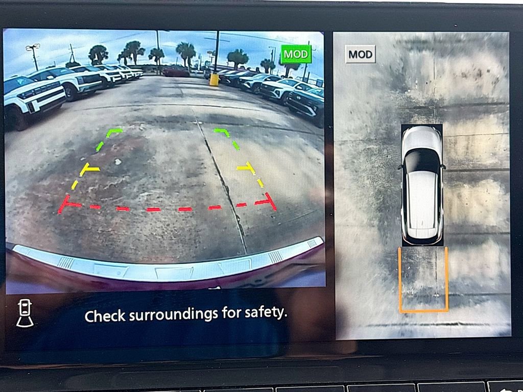 Used 2023 Nissan Rogue Platinum image 14