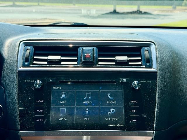 Used 2017 Subaru Outback 2.5i Touring w/ Popular Package #5A AWD/4WD image 22