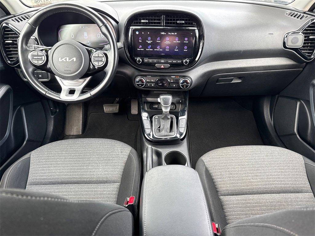 Used 2023 Kia Soul EX image 21