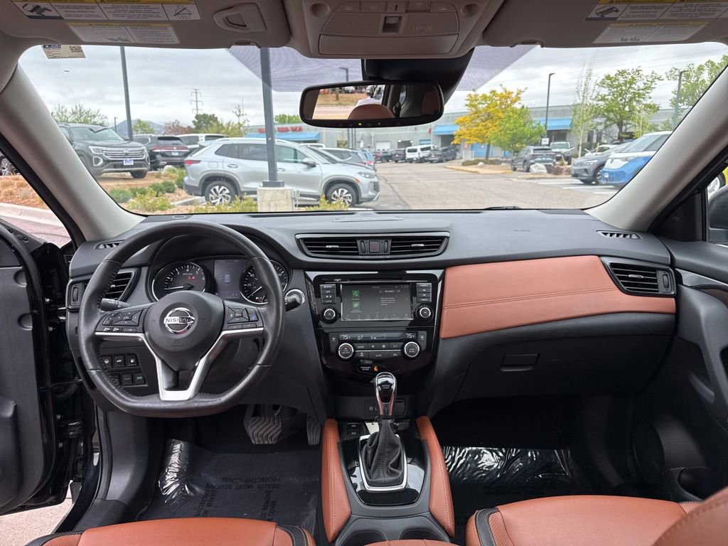 Used 2019 Nissan Rogue SL w/ Premium Package AWD/4WD image 12