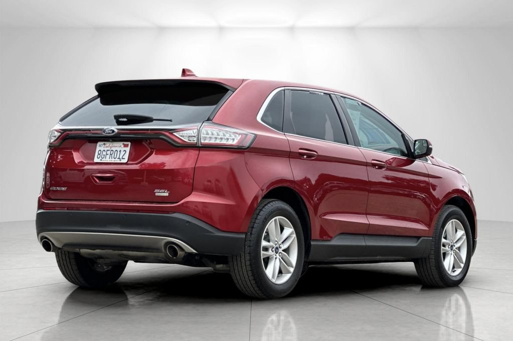 Used 2018 Ford Edge SEL w/ Equipment Group 201A FWD image 3