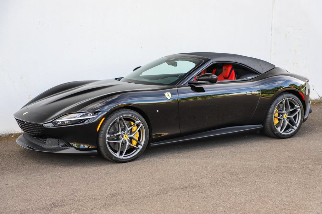 Certified 2025 Ferrari Roma Spider RWD image 19