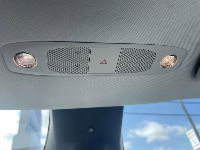 Used 2023 Tesla Model Y Long Range image 27